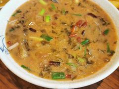红豆酸菜汤-陈氏洋芋鸡(东星小区店)