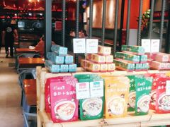 零售区-渝是乎酸菜鱼(龙旗购物中心店)