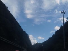-安吉龙王山峡谷漂流