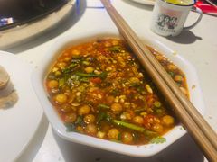 秘制原汤油碟-蛙鱼道美蛙鱼自助火锅(新耍都店)