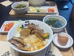-熊吞·大碗丼烧肉饭(西市场嘉华店)