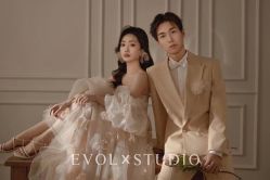 -乐默婚纱摄影工作室