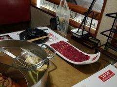 -左庭右院鲜牛肉火锅(金山万达店)