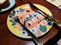 -JINNS锦时 steak&pizza(浸信会礼拜堂旧址店)