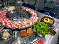 -哈哈碳都·牛肋条无限自助烤肉(宝龙店)