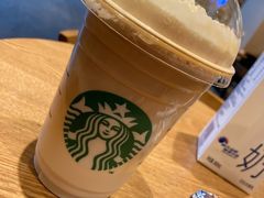 -星巴克臻选(嘉兴海宁银泰城店)