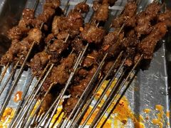 -六福烧烤酒馆(秦隆步行街店)