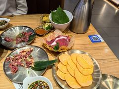 -青瓦餐厅·生鱼片·韩园烤肉(西塔店)