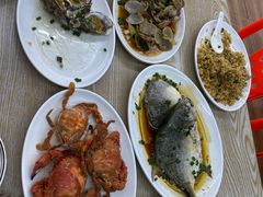 -红月湾海鲜饭店•沙滩海景(双月湾店)