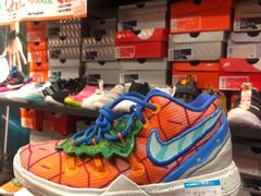 -五环Outlets(高新工厂店)