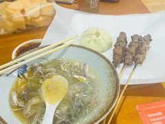 -巴汗羊肉串烧烤店