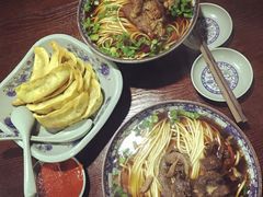 -老新隆牛肉锅贴(新街口店)