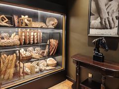 面包甜点陈列柜-红跑车(三牌楼店)