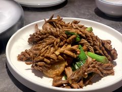 -闫府私房菜·老字号(恒隆店)