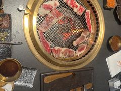 -铭牛烧肉·和牛海鲜自助(高新月牙湖店)