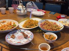 -天山集市(和家乐广场店)