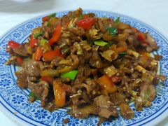白辣椒炒鸡胗-新新湘菜馆(新中街二条店)