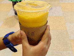 -星巴克臻选(华堂·新辰汇店)