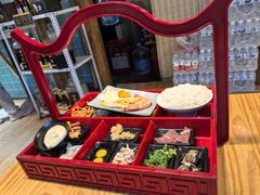 -勺子米线·云南传统小吃市集(四方街店)