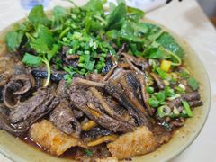 -铭记嘎洒生态鳝鱼(迎春街店)