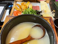 蒙自过桥米线-麦麦山云南菜(复地活力城店)