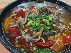 乡村鸡杂米线-乡村鸡杂米线(汉渝路店)