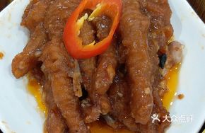 Private Recipe Steamed Chicken Feet with Sauce