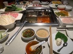 -海底捞火锅鲜切牛肉主题店(长寿路店)