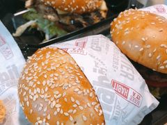 -The Habit Burger Grill 哈比特汉堡(复兴soho店)