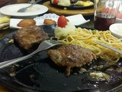-豪客来牛排(中央花苑店)