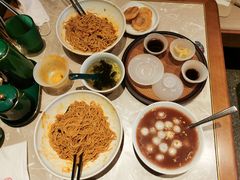 细沙小圆子-松鹤面馆·古法焖肉面(观前店)