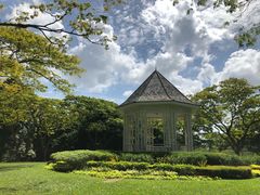 -植物园哈利亚餐厅