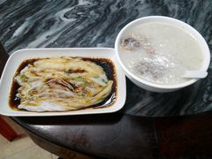 牛肉肠粉&nbsp;咸骨粥-祥胜美食