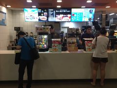 门面-麦当劳(中山公园龙之梦店)