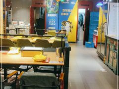 大堂-喝丢一只鞋海鲜烧烤·海肠捞饭(东关街店)