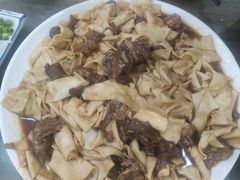 -壹阁胡羊焖饼(特色小吃街店)