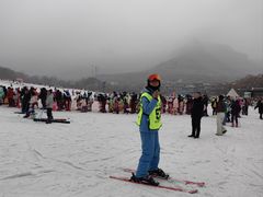 -济南卧虎山滑雪场