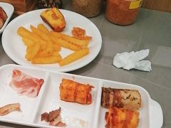 -山焱·炭火自助烤肉(周浦万达店)