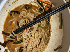 -云海肴·汽锅鸡·云南菜(天山百盛优客店)