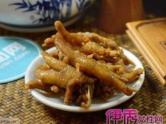 -震九州熟食(凯旋路店)
