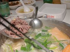 -浪里寻·臻牛养生牛肉火锅(方圆荟店)