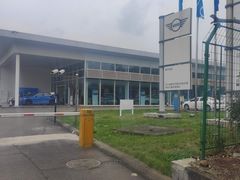 -南充通源宝马4S店(高坪店)