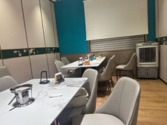 -金马门国际美食百汇(珞喻路店)