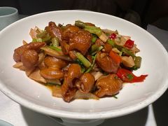 -江城小馆陕南妈妈菜·全球旅行餐厅(钟楼店)