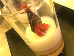 -东西风牛排馆周末烧烤自助(首都机场希尔顿店)