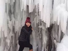 -大平台龙居瀑布旅游区