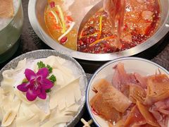 -山城棒棒军手作火锅·天花板手撕水牛鲜毛肚(北京店)