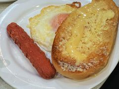 -香港新发烧腊茶餐厅(水围店)