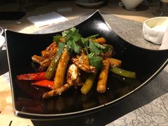 -穹六人间 people 6(岳阳路店)