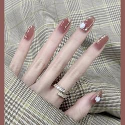 -IDO美甲美睫